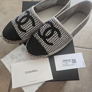 CHANEL Black and White Woven Espadrille Loafers with CC Emblem